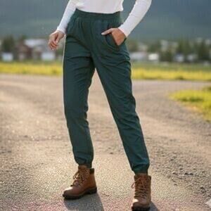 ANR+ Alp N Rock Harper Track Pants in Forest Green